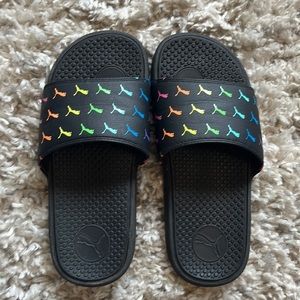 Kids Puma Slides